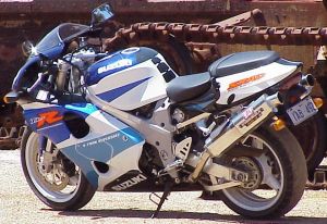 Suzuki TL1000R in front of tank tracks (21k)